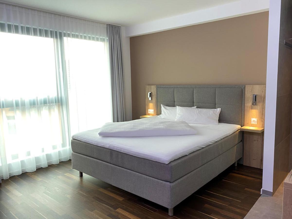 Hotel B4 Limburg an der Lahn Quarto foto