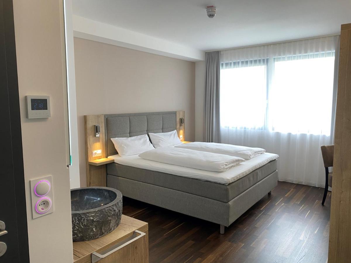 Hotel B4 Limburg an der Lahn Quarto foto